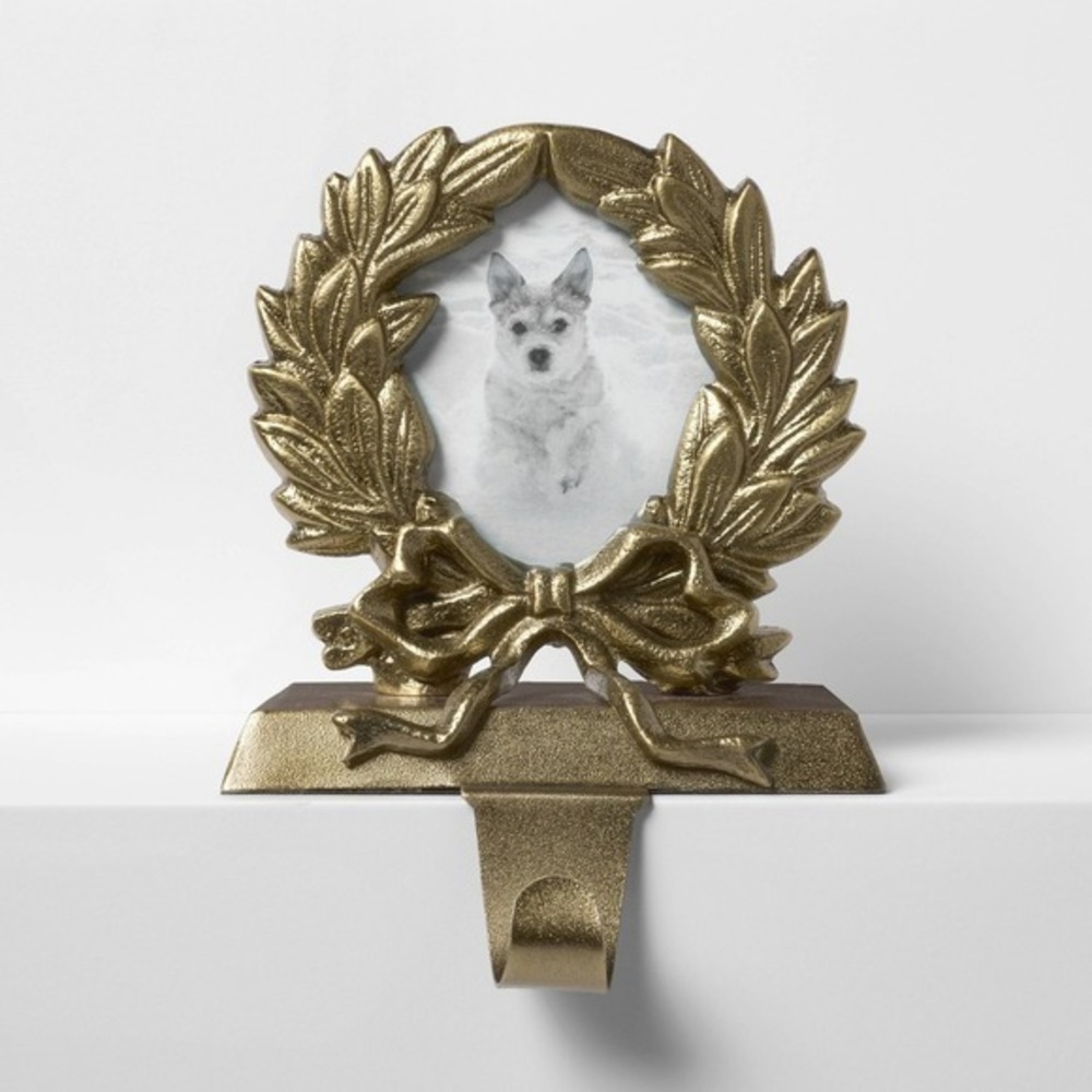 Wreath Picture Frame Stocking Holder Gold – Threshold Studio‎ McGee Christmas